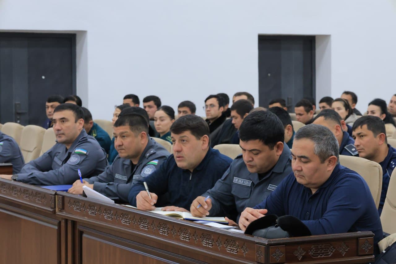 Kogon tumanida mahallalar xavfsizligi, jinoyatchilik va huquqbuzarliklar oldini olishga doir faoliyat muhokama qilindi