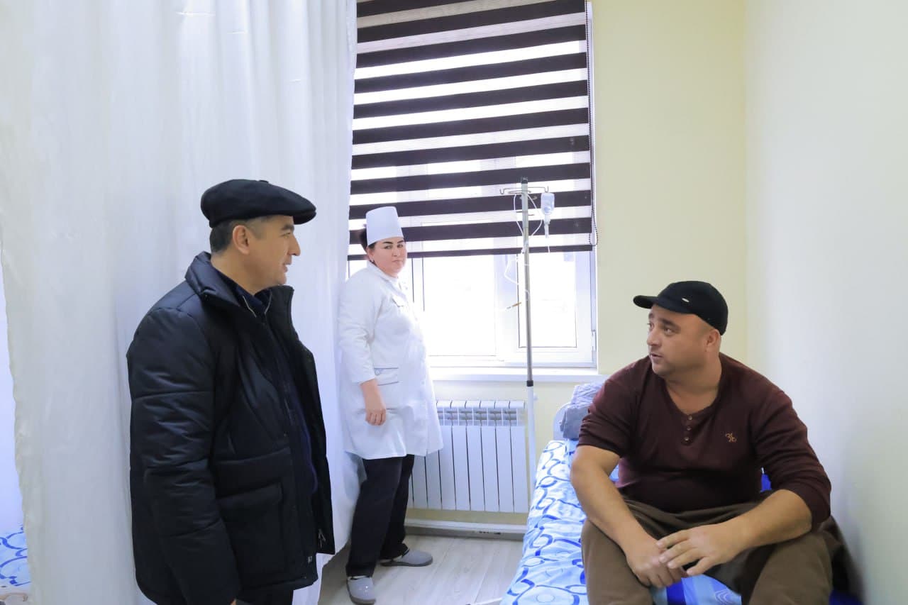 "NAVRO'Z" MAHALLASI AHOLISI UCHUN KO'RSATILAYOTGAN TIBBIY XIZMATLAR KO'LAMI O'RGANILDI