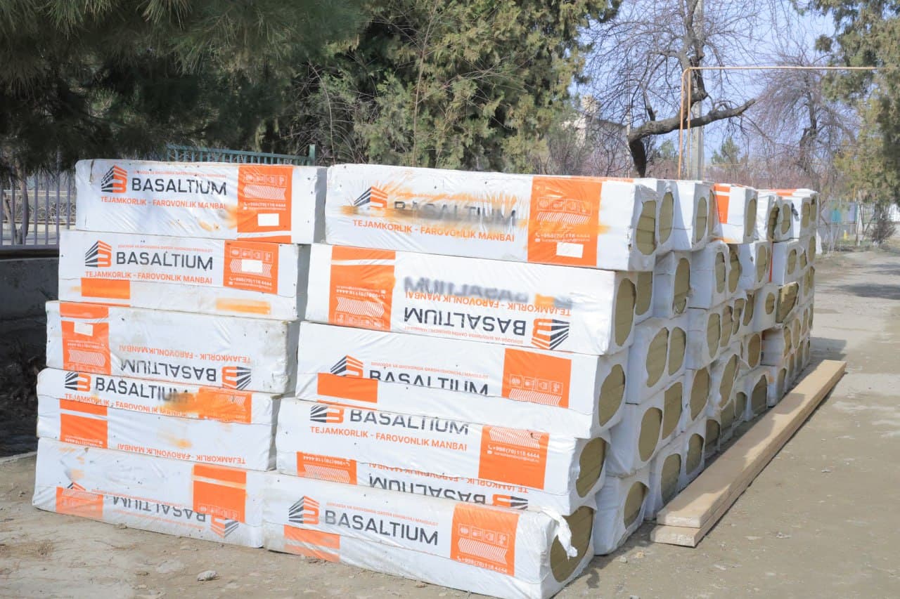 KOGON TUMANIDAGI TA'LIM MASKANLARIDA KENG KO'LAMLI TA'MIRLASH ISHLARI AMALGA OSHIRILMOQDA