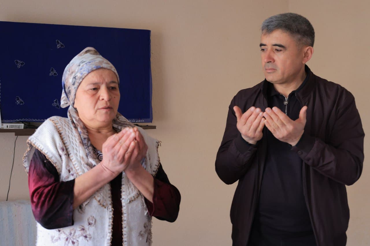 Ramazon oyida mehr va e’tibor: Kogon tumanida jarrohlik amaliyotiga muhtoj bemorlar uchun vaucherlar topshirilmoqda!