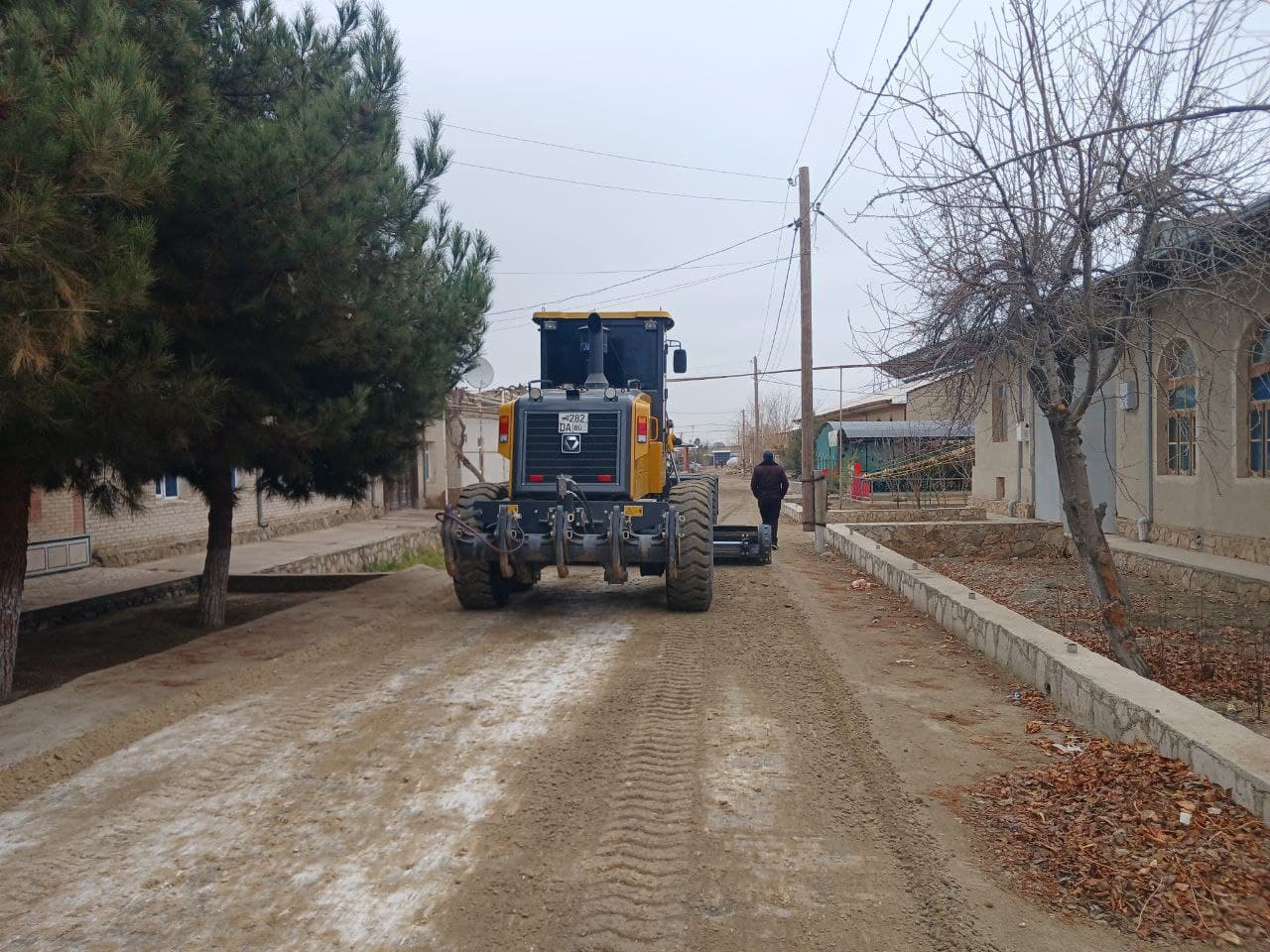 Bahoudddin Naqshband mahallasida yo‘l infratuzilmasi tubdan yaxshilanmoqda