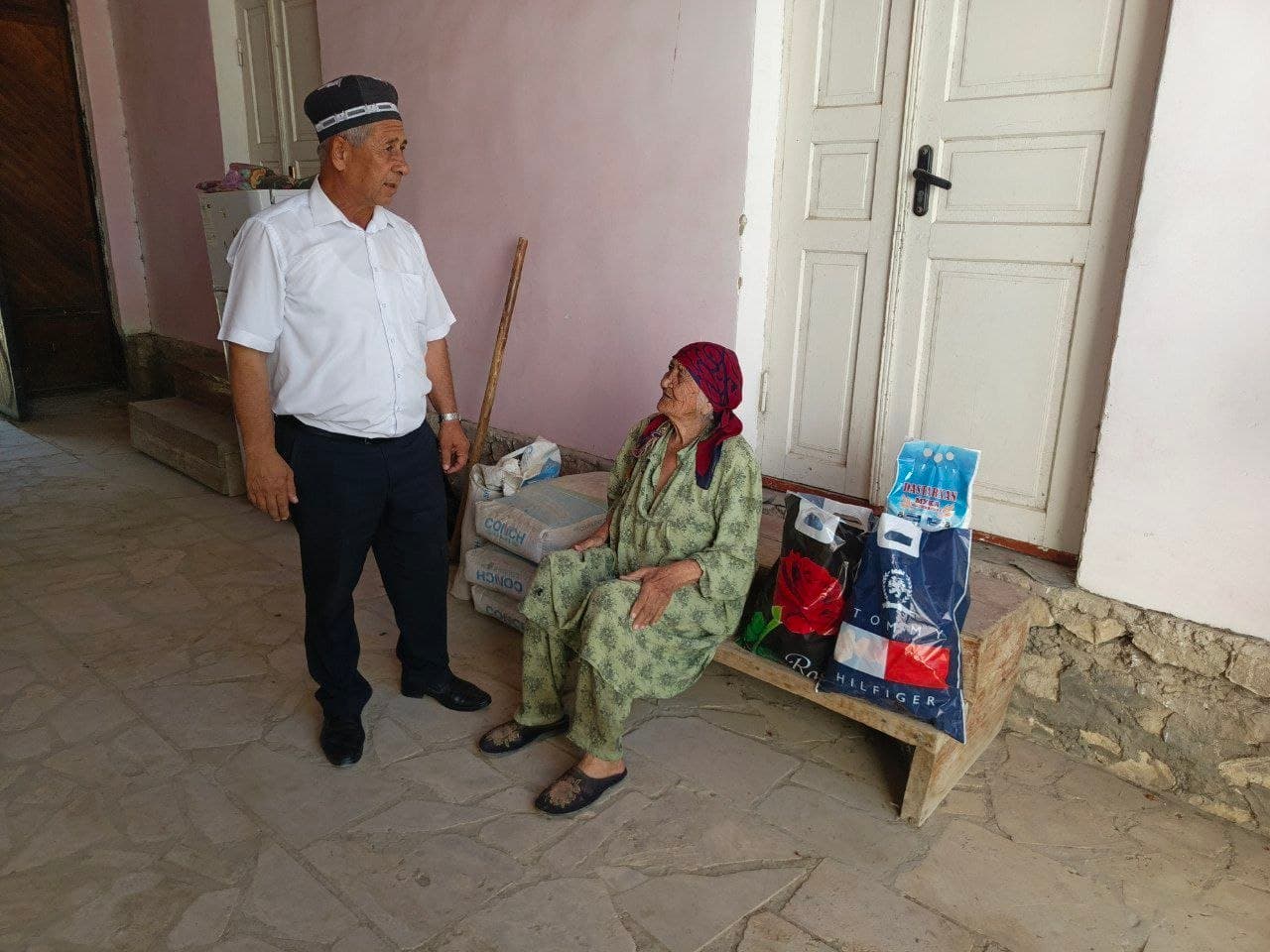 O'BA-CHO'LI MAHALLASIDA HAYRIYA TADBIRLARI DAVOM ETMOQDA!