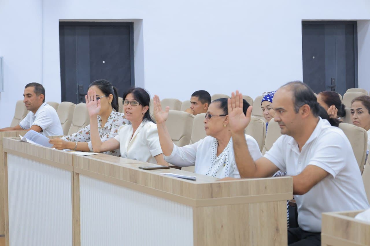 Xalq deputatlari Kogon tuman Kengashining navbatdagi yettinchi chaqiriq 25-sessiyasi bo'lib o'tdi