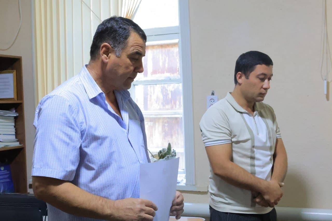 "O'ZBEKISTON" HAMDA "GEOFIZKA" MAHALLALARIDA AHOLI BANDLIGINI TA'MINLASH VA KAMBAG'ALLIKNI QISQARTIRISH MASALALARI MUHOKAMA QILINDI