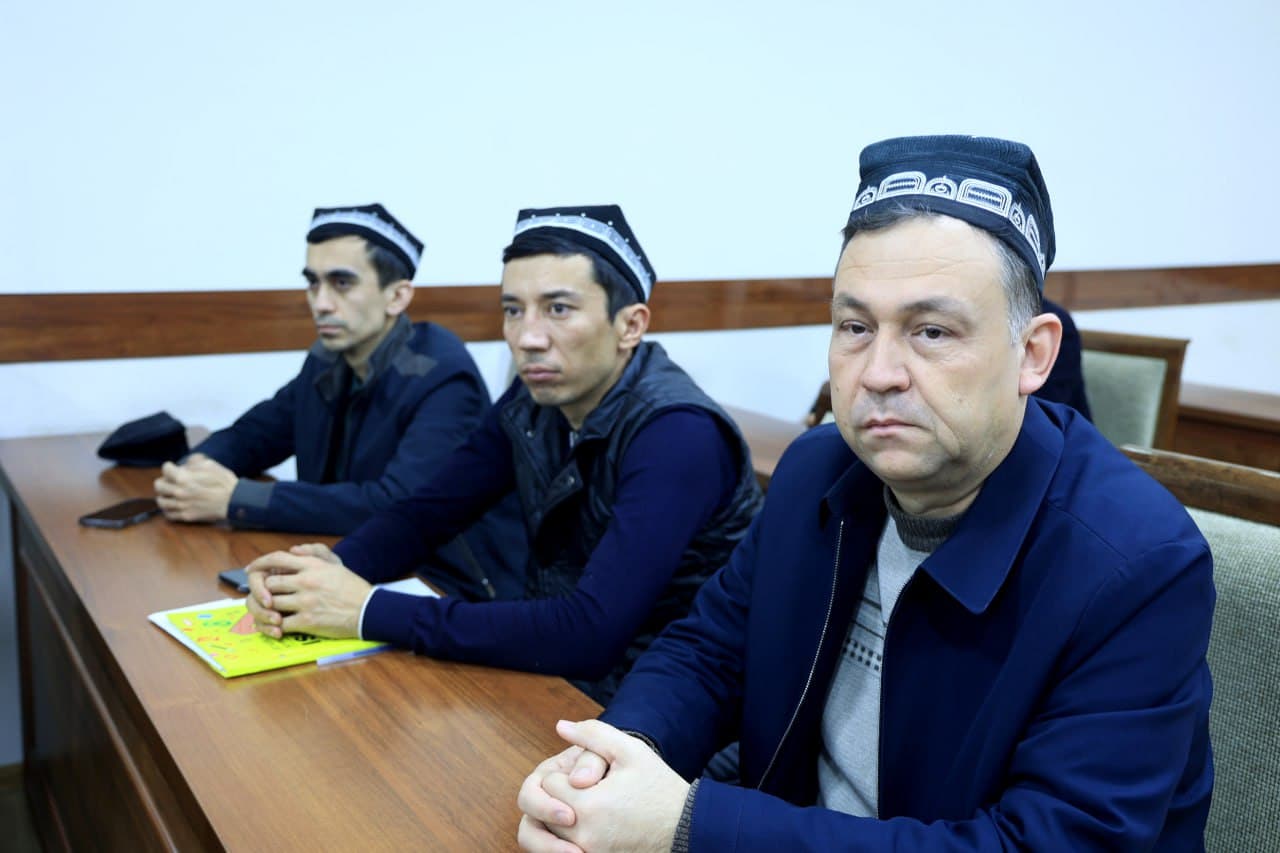 Ғиждувон туманида давлат хизматчиларининг сиёсий онги ва маънавий салоҳиятини юксалтириш йўлида изчил ишлар олиб борилмоқда.