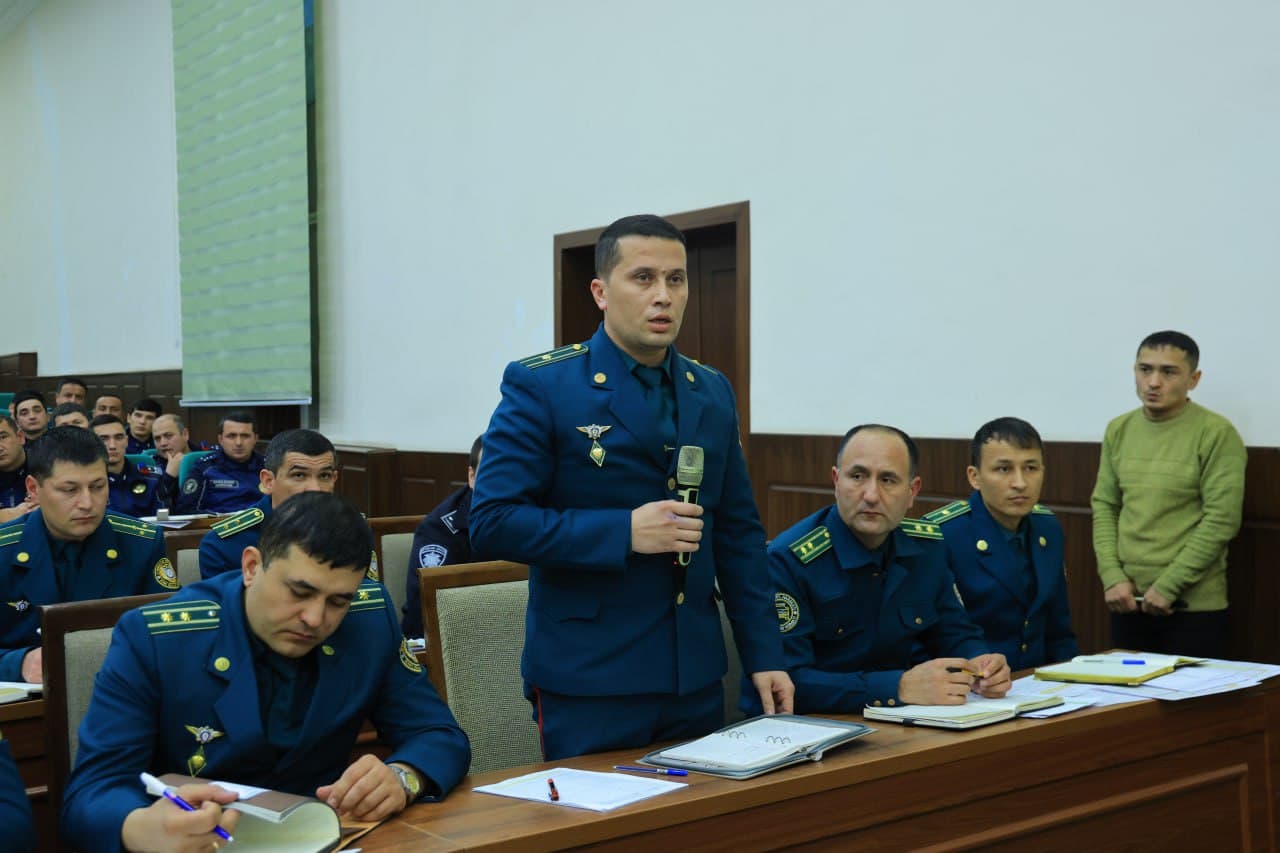 G‘ijduvonda profilaktika inspektorlari faoliyati tahlil qilindi: Xizmatga sadoqat va mas’uliyat — asosiy mezon.