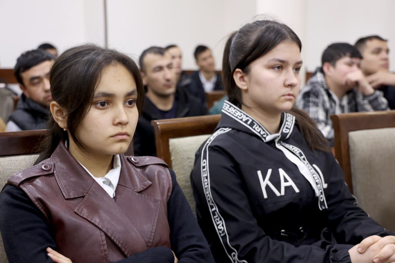 G‘ijduvonda yoshlar va IT sohasida kelajakni shakllantiruvchi ochiq muloqot