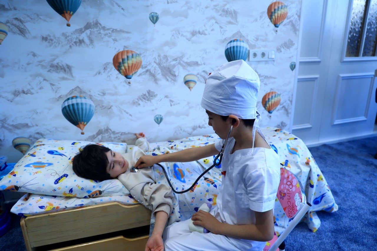 G‘ijduvon tumanida OAV vakillari ishtirokida tashkil etilgan press-tur davomida hududda amalga oshirilayotgan muhim ijtimoiy loyihalar bilan tanishildi.