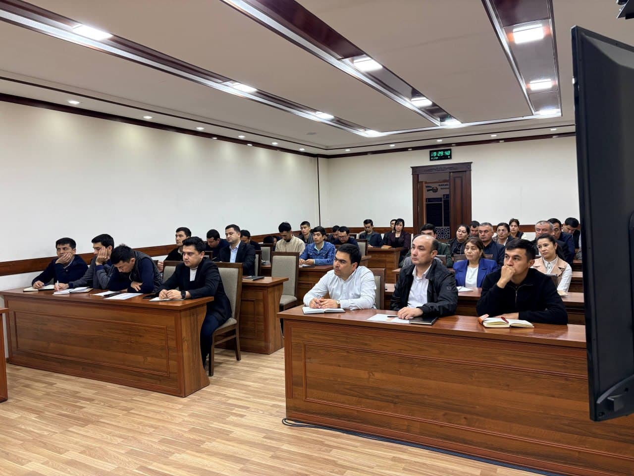 KORRUPSIYAGA QARSHI KURASH — HAR BIR DAVLAT XIZMATCHISINING BURCHI!