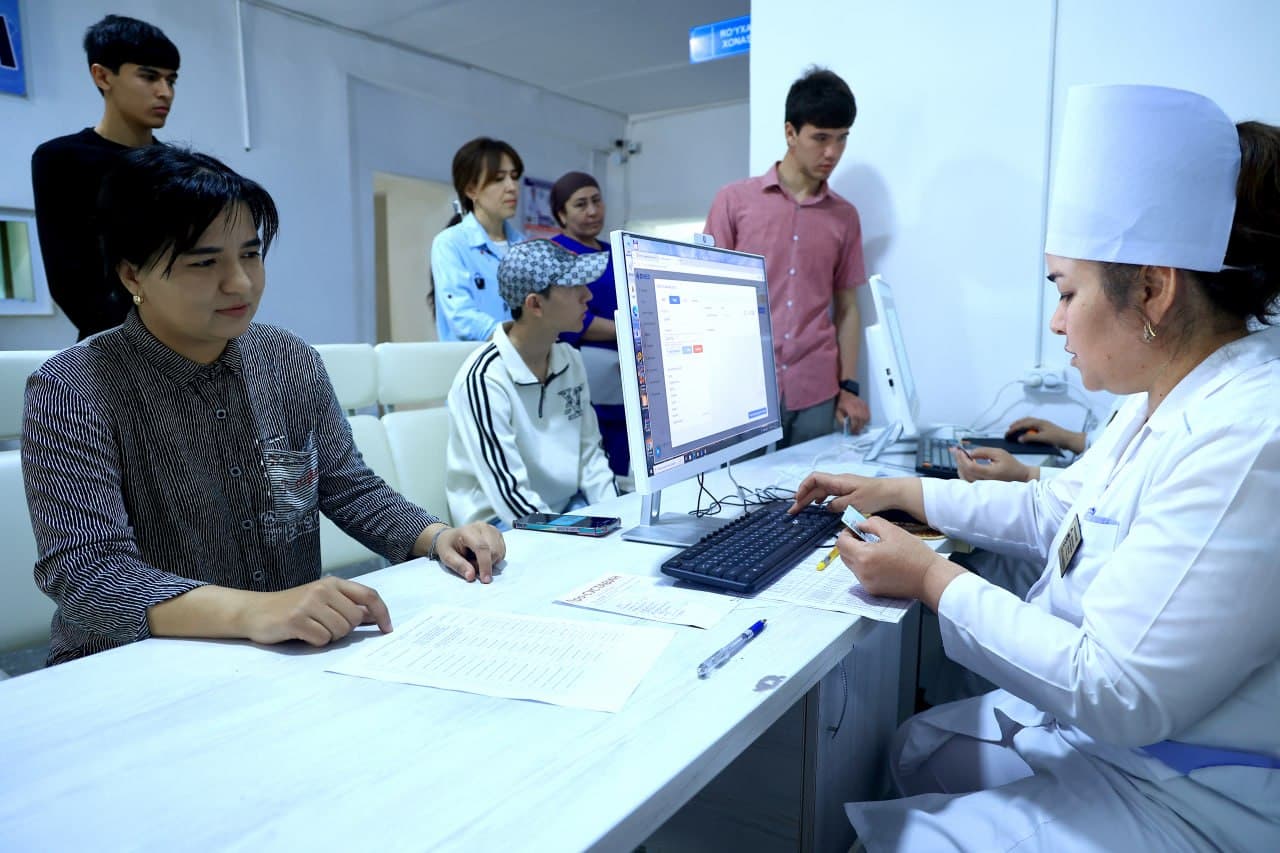 G‘ijduvonda davlat xizmatchilari salomatligi — e’tibor markazida.