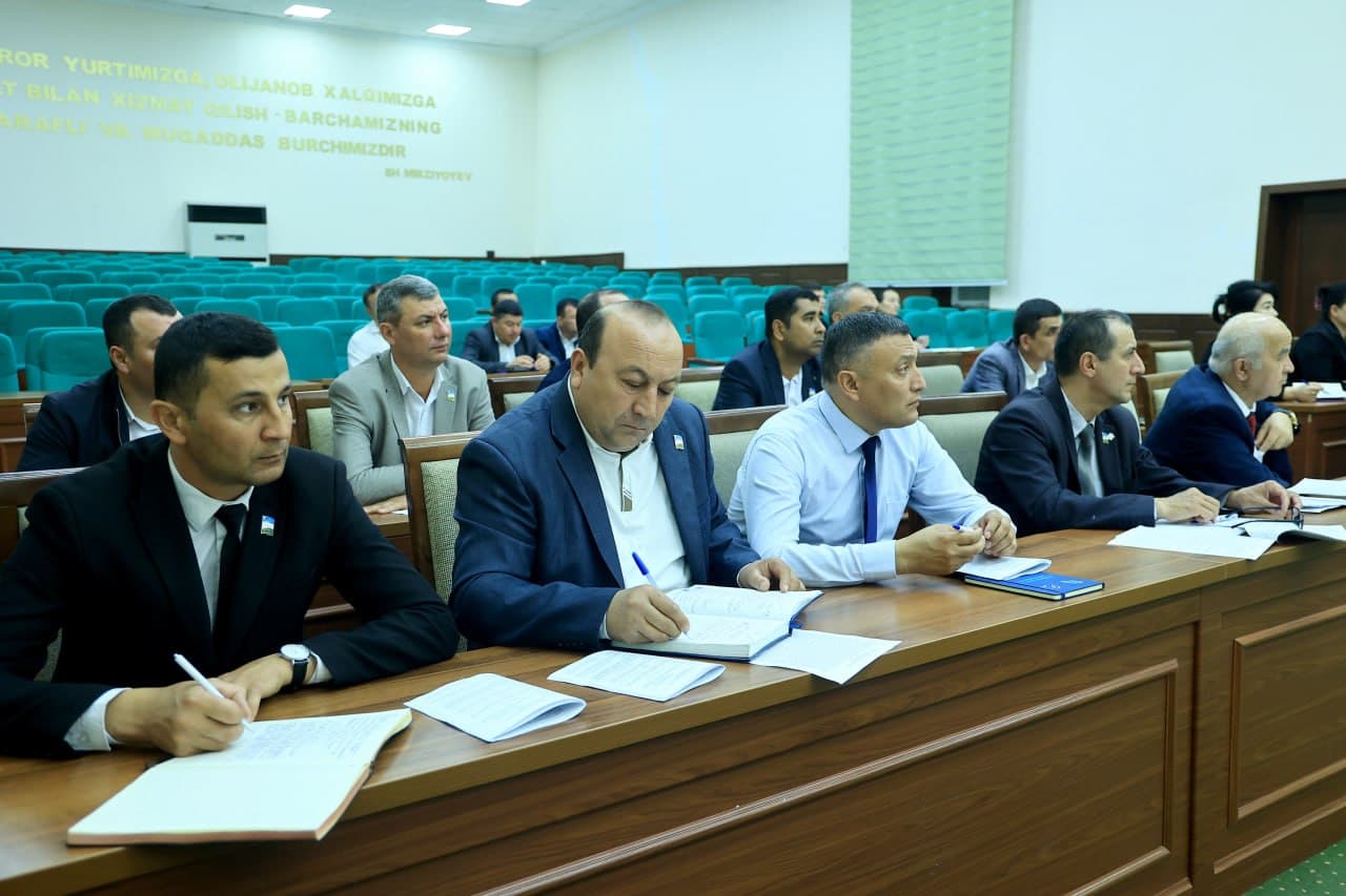 G‘ijduvon tumanida Xalq deputatlari tuman Kengashining yigirma beshinchi sessiyasi bo‘lib o‘tdi.