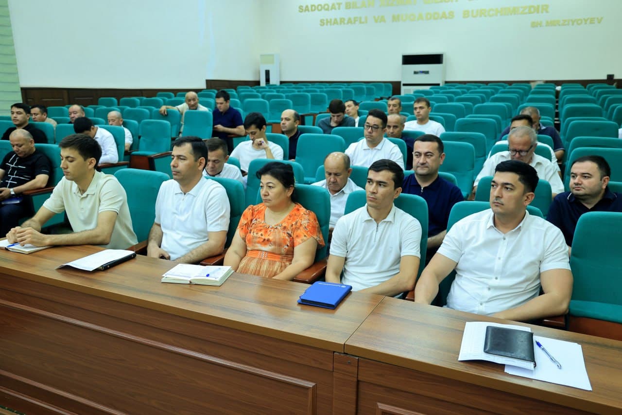 ҲУДУДЛАРДА ТАДБИРКОРЛАР БИЛАН ОЧИҚ МУЛОҚОТ.