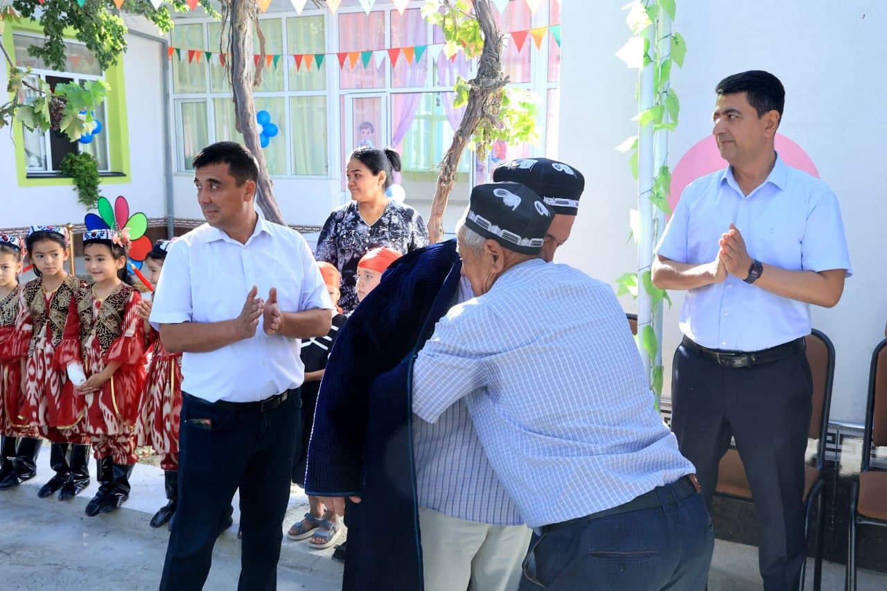G‘IJDUVON TUMANINING HAVZAK MAHALLASIDA YANGI 120 O‘RINLI DAVLAT MAKTABGACHA TA’LIM TASHKILOTI FOYDALANISHGA TOPSHIRILDI.