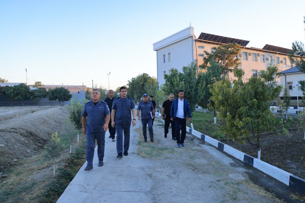 Ichki ishlar vaziri o‘rinbosari, polkovnik Diyorbek Sattarov boshchiligidagi ishchi guruh tomonidan Buxoro viloyati ichki ishlar organlarida xizmat faoliyati, xodimlar uchun yaratilayotgan sharoitlar holati o‘rganilmoqda.