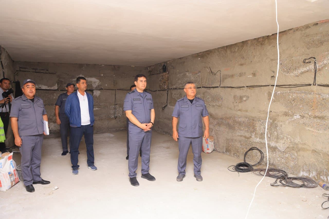 Ichki ishlar vaziri o‘rinbosari, polkovnik Diyorbek Sattarov boshchiligidagi ishchi guruh tomonidan Buxoro viloyati ichki ishlar organlarida xizmat faoliyati, xodimlar uchun yaratilayotgan sharoitlar holati o‘rganilmoqda.