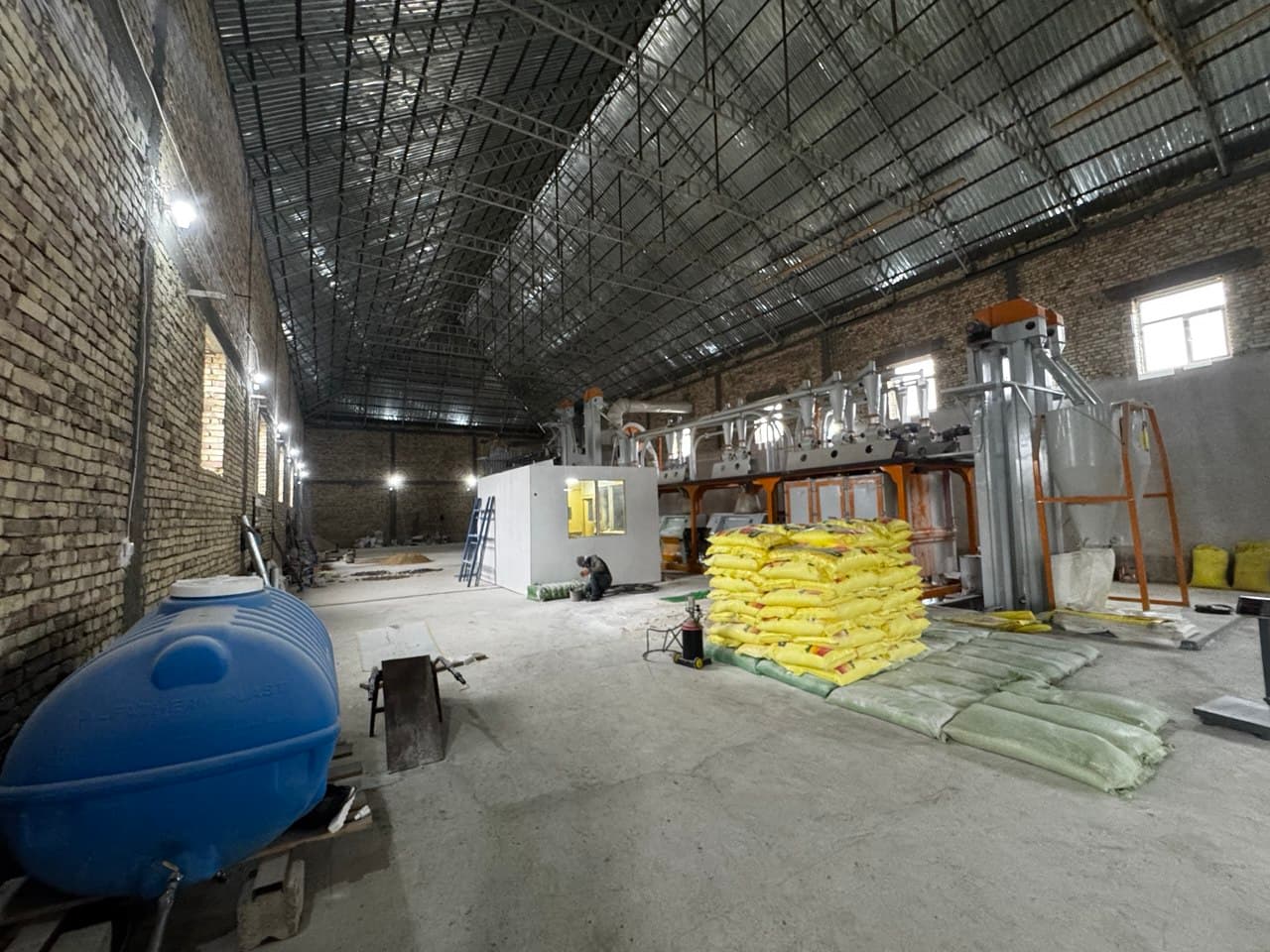 Peshku tumani Navgahon mahalla fuqarolar yig‘ini hududida faoliyat yurituvchi yakka tartibdagi tadbirkor Kamolov Ruslan Rahmatillo o‘g‘lining ishlab chiqarish loyihasi