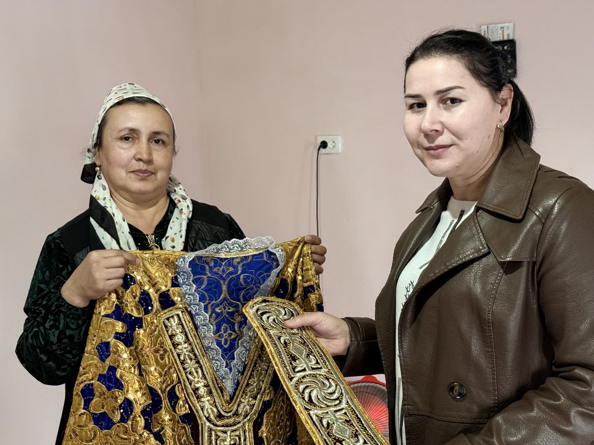 Пешку туман Боғимусо маҳалла фуқаролар йиғинида фаолият юритаётган зардўз ҳунарманд.