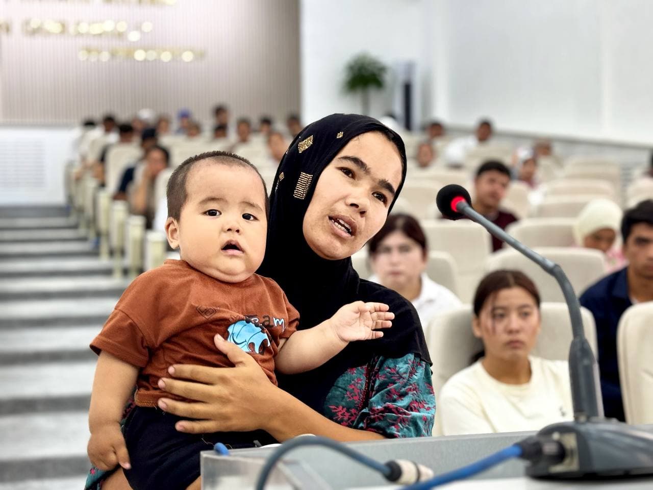 Payshanba — Yoshlar kuni doirasida tuman hokimi Sanobarxon Nosirovaning yoshlar bilan ochiq muloqoti bo‘lib o‘tdi.