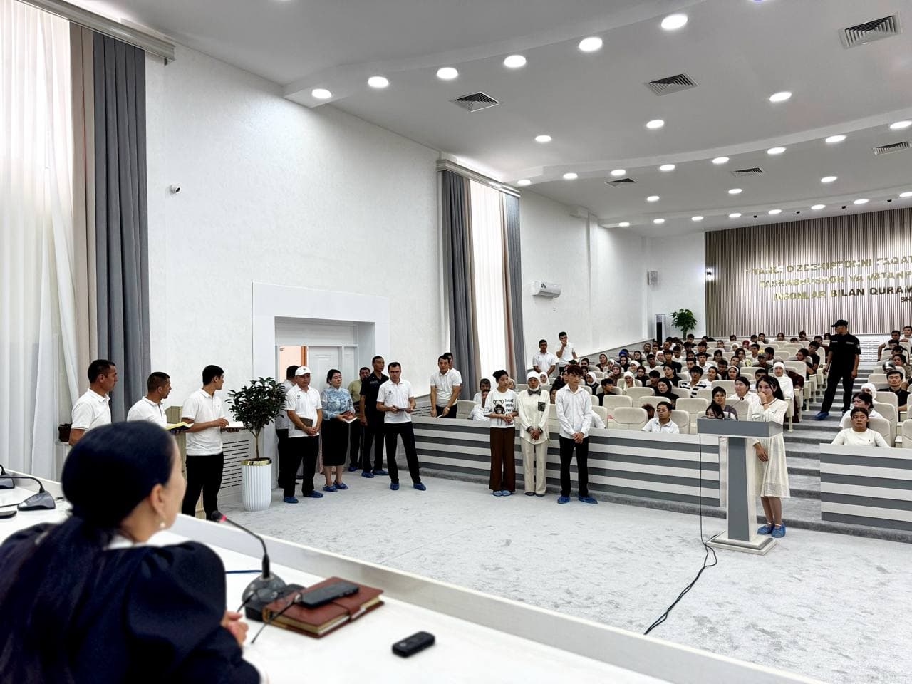 Payshanba — Yoshlar kuni doirasida tuman hokimi Sanobarxon Nosirovaning yoshlar bilan ochiq muloqoti bo‘lib o‘tdi.