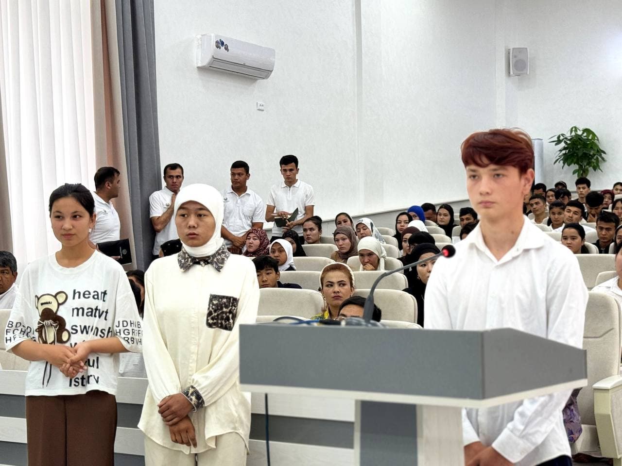 Payshanba — Yoshlar kuni doirasida tuman hokimi Sanobarxon Nosirovaning yoshlar bilan ochiq muloqoti bo‘lib o‘tdi.