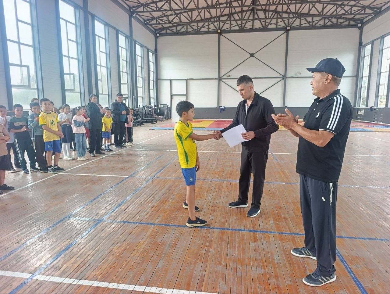Bo‘ston tumanida “Besh tashabbus olimpiadasi”ning tuman bosqichi ko‘tarinki ruhda bo‘lib o‘tdi