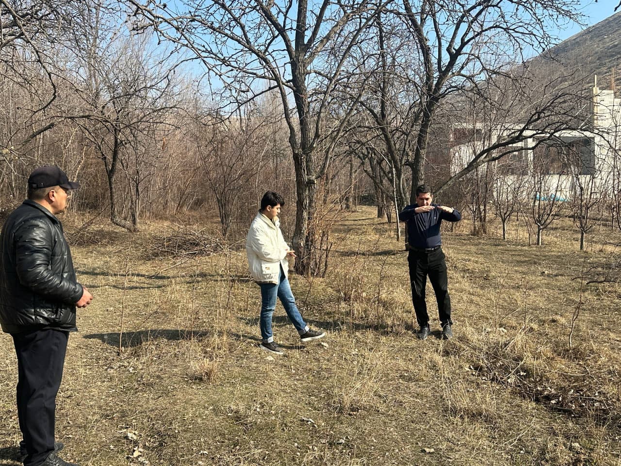 Бугун Булоқбоши тумани ҳокими Фурқатбек Бўтахонов «Ширмонбулоқ» туризм масканига ташриф буюриб, ҳудудда олиб борилаётган қурилиш ва ободонлаштириш ишлари билан яқиндан танишди.