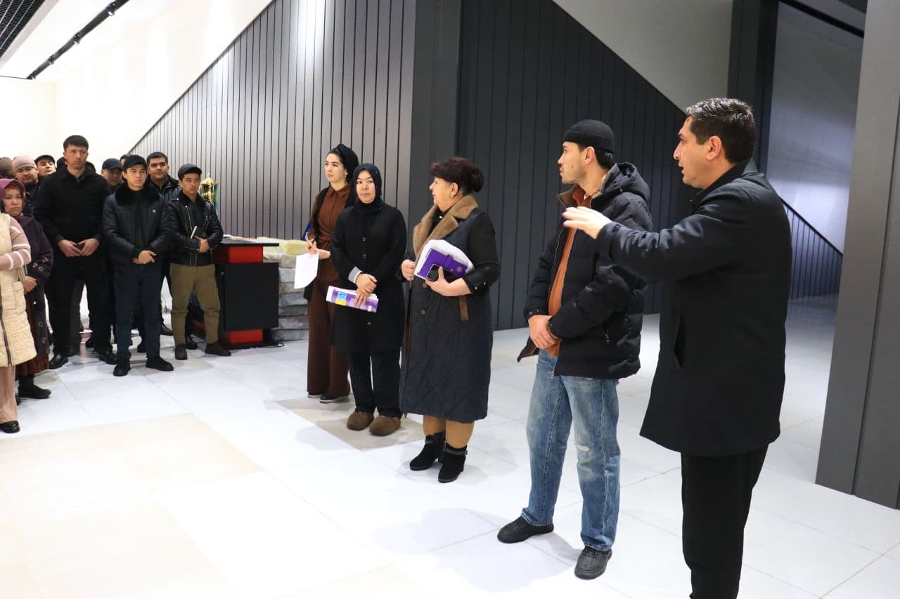 Хотин-қизларнинг бандлигини таъминлаш нафақат оилаларнинг даромадини оширади, балки ҳудуддаги "Аёллар дафтари"да турган фуқаролар сонини камайтиришга хам ёрдам беради.