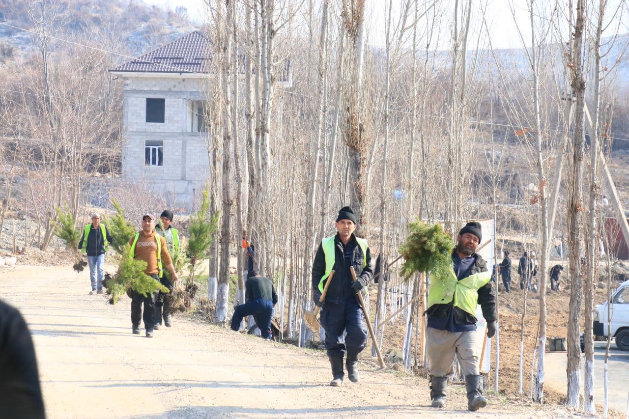 Андижон вилоятининг сўлим гўшаларидан бири бўлган Булоқбоши туманидаги «Ширмонбулоқ» туризм мажмуаси сўнгги йилларда нафақат маҳаллий аҳоли, балки хорижий сайёҳлар учун ҳам севимли масканга айланиб улгурган.