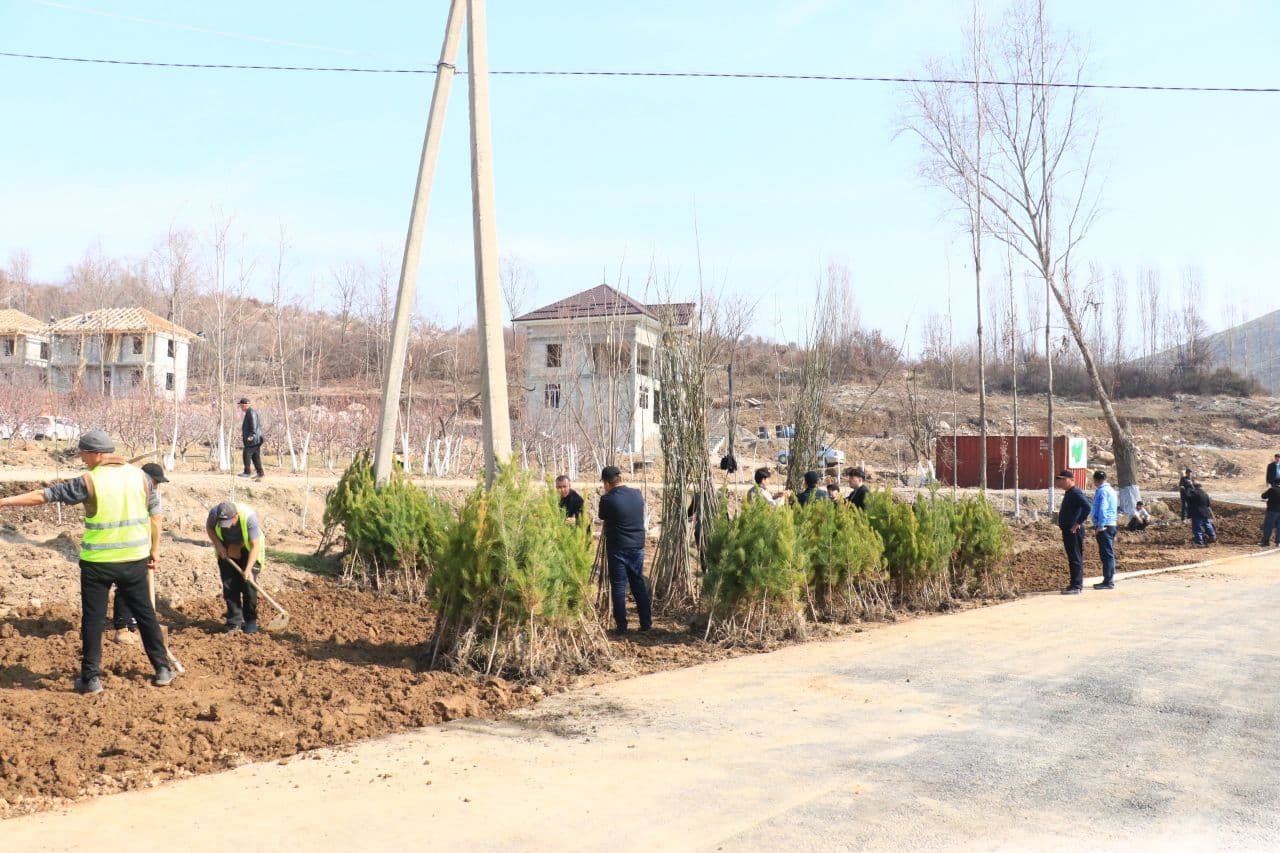 Андижон вилоятининг сўлим гўшаларидан бири бўлган Булоқбоши туманидаги «Ширмонбулоқ» туризм мажмуаси сўнгги йилларда нафақат маҳаллий аҳоли, балки хорижий сайёҳлар учун ҳам севимли масканга айланиб улгурган.