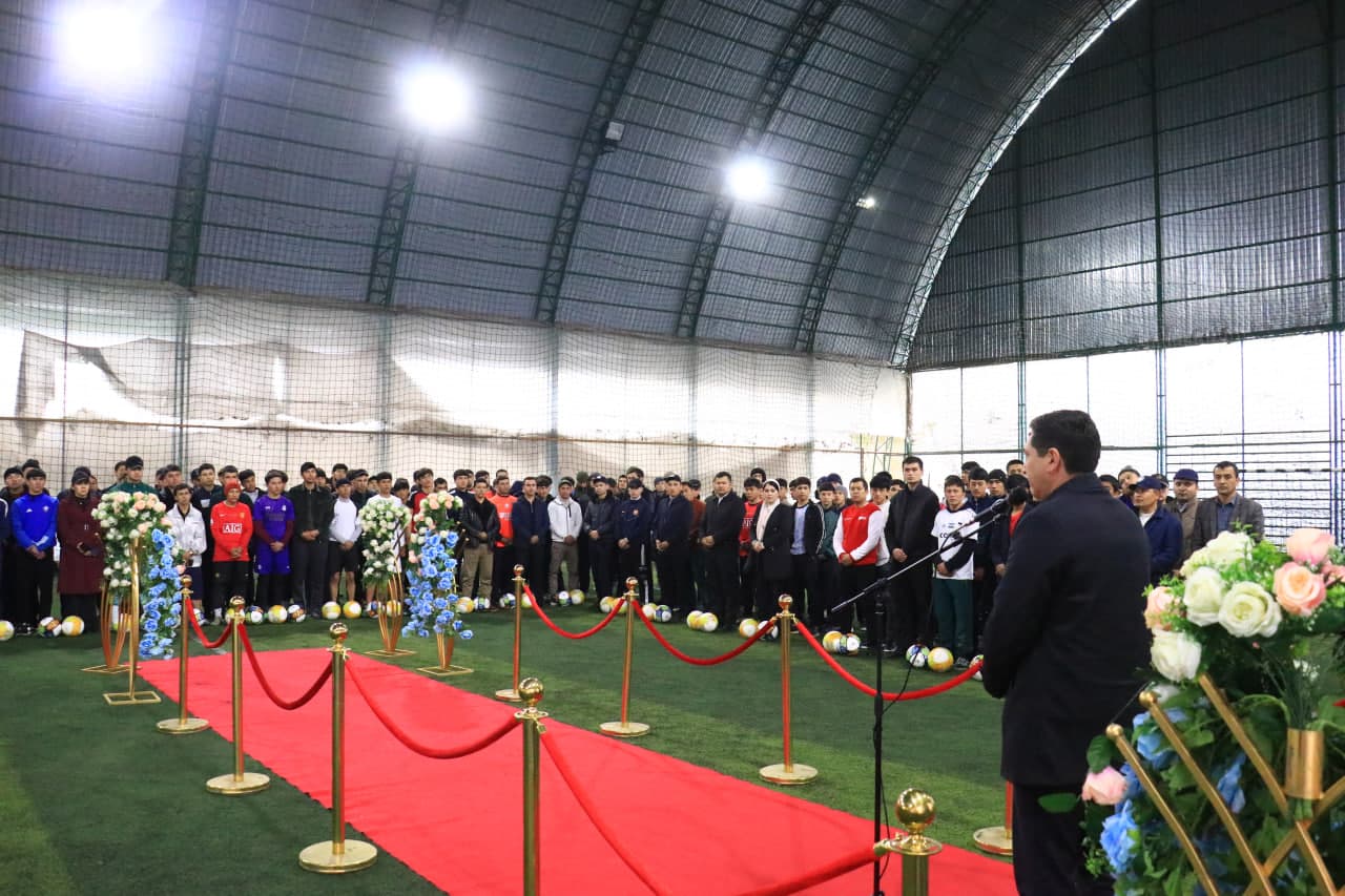 MINI FUTBOL BO‘YICHA YOSHLAR O‘RTASIDA “TUMAN HOKIMI KUBOGI” MUSOBAQASIGA QUR’A TASHLASH MAROSIMI BO‘LIB O‘TDI.