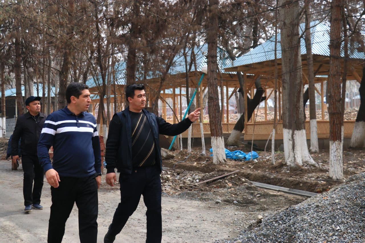 Ширмонбулоқ туристик зонасида лойиҳалар бўйича қурилиш ва ободонлаштириш ишлари давом этмоқда.