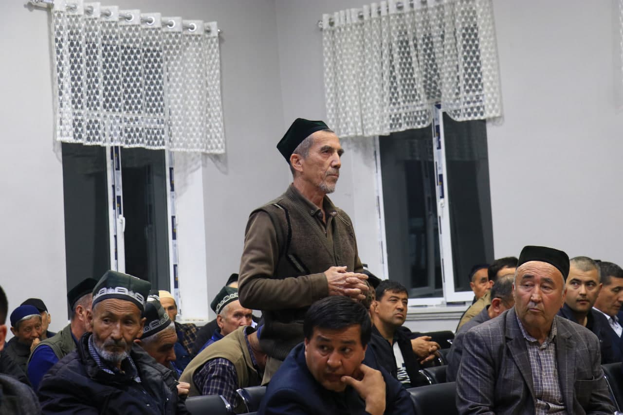 Buloqboshi tumani hokimi Furqatbek Bo‘taxonov boshchiligida tuman prokurori Nodirbek Mamatazizov hamda mutasaddi tashkilot rahbarlari ishtirokida “Nayman” MFYda fuqarolar bilan uchrashuv o‘tkazildi.