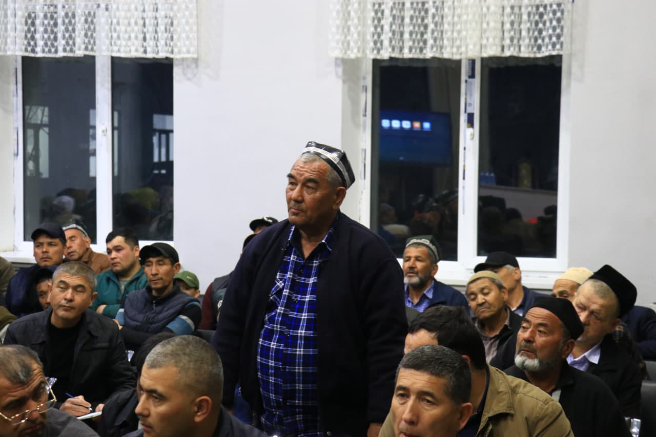 Buloqboshi tumani hokimi Furqatbek Bo‘taxonov boshchiligida tuman prokurori Nodirbek Mamatazizov hamda mutasaddi tashkilot rahbarlari ishtirokida “Nayman” MFYda fuqarolar bilan uchrashuv o‘tkazildi.