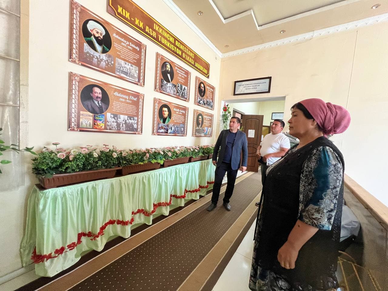 Buloqboshi tumani hokimi Furqatbek Bo‘taxonov tuman Madaniyat markazida bo‘lib, muassasaning moddiy-texnik bazasi hamda yaratilgan shart-sharoitlar bilan yaqindan tanishdi.