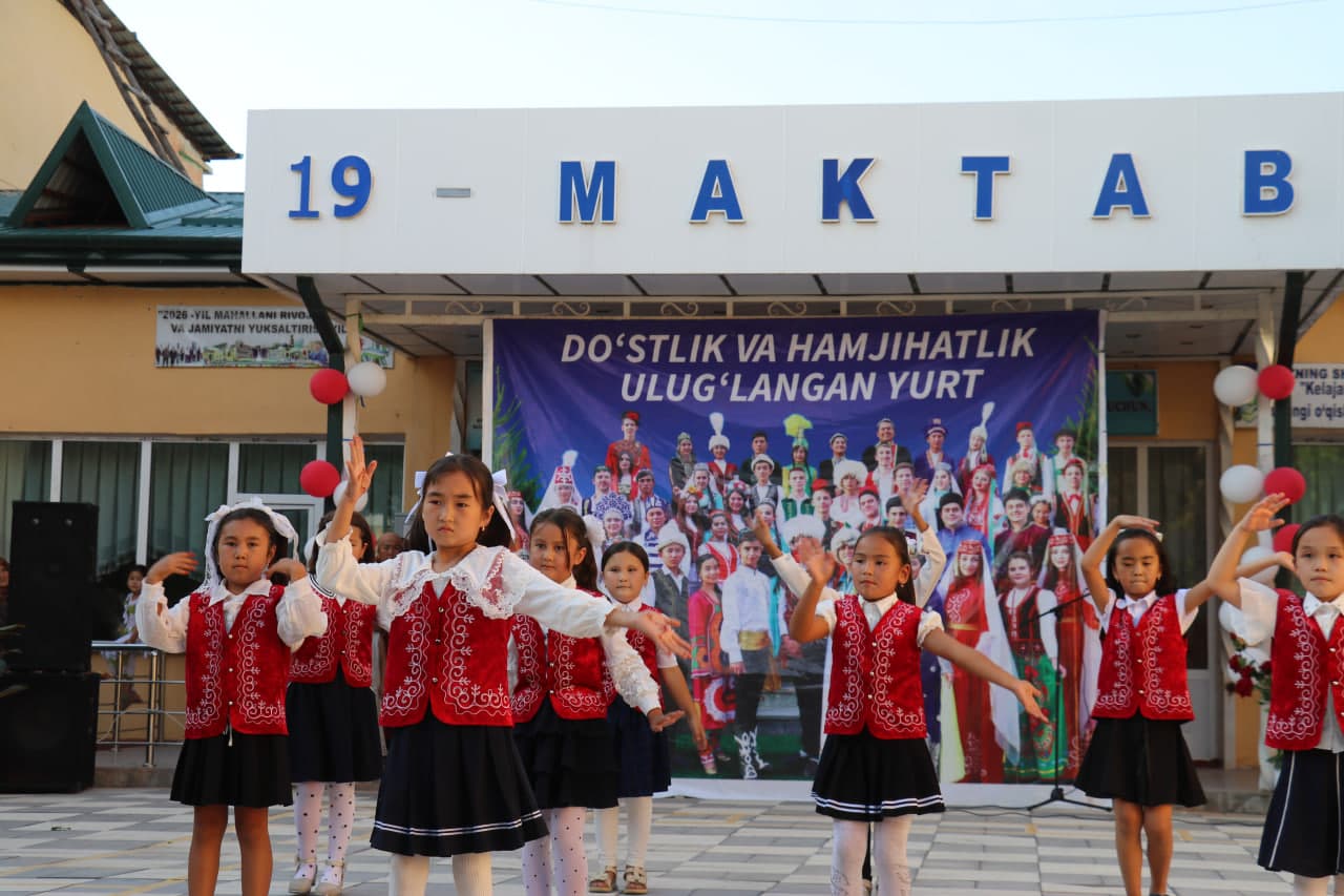 ✅ Do‘stlik festivali o‘tkazildi 30-iyul — Xalqlar do‘stligi kuni munosabati bilan Buloqboshi tumani Qashqar MFY hududida joylashgan 19-sonli umumiy o‘rta ta’lim maktabida "Do‘stlik festivali" hamda millatlararo totuvlikka bag‘ishlangan ma’naviy-ma’rifiy t