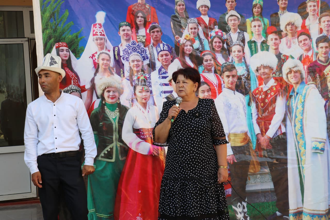 ✅ Do‘stlik festivali o‘tkazildi 30-iyul — Xalqlar do‘stligi kuni munosabati bilan Buloqboshi tumani Qashqar MFY hududida joylashgan 19-sonli umumiy o‘rta ta’lim maktabida "Do‘stlik festivali" hamda millatlararo totuvlikka bag‘ishlangan ma’naviy-ma’rifiy t