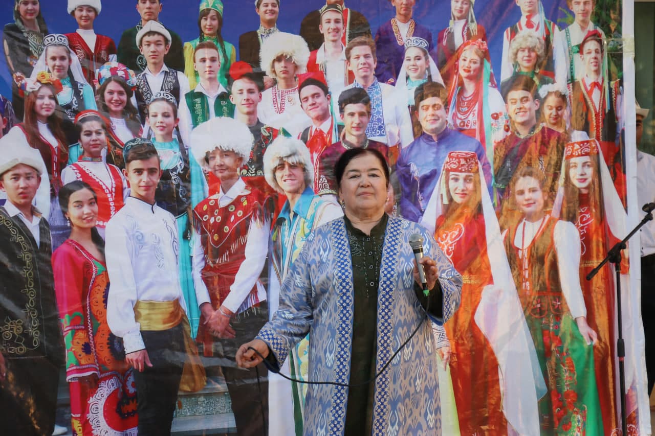 ✅ Do‘stlik festivali o‘tkazildi 30-iyul — Xalqlar do‘stligi kuni munosabati bilan Buloqboshi tumani Qashqar MFY hududida joylashgan 19-sonli umumiy o‘rta ta’lim maktabida "Do‘stlik festivali" hamda millatlararo totuvlikka bag‘ishlangan ma’naviy-ma’rifiy t