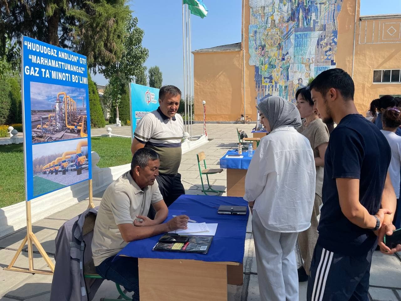 "BO‘SH ISH O‘RINLARI" MEHNAT YARMARKASI O‘TKAZILDI