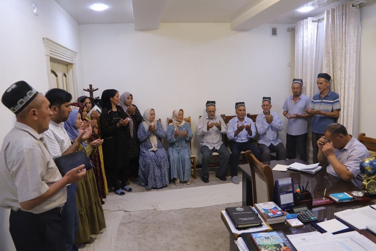 FUQAROLAR MUROJAATLARI E’TIBOR MARKAZIDA