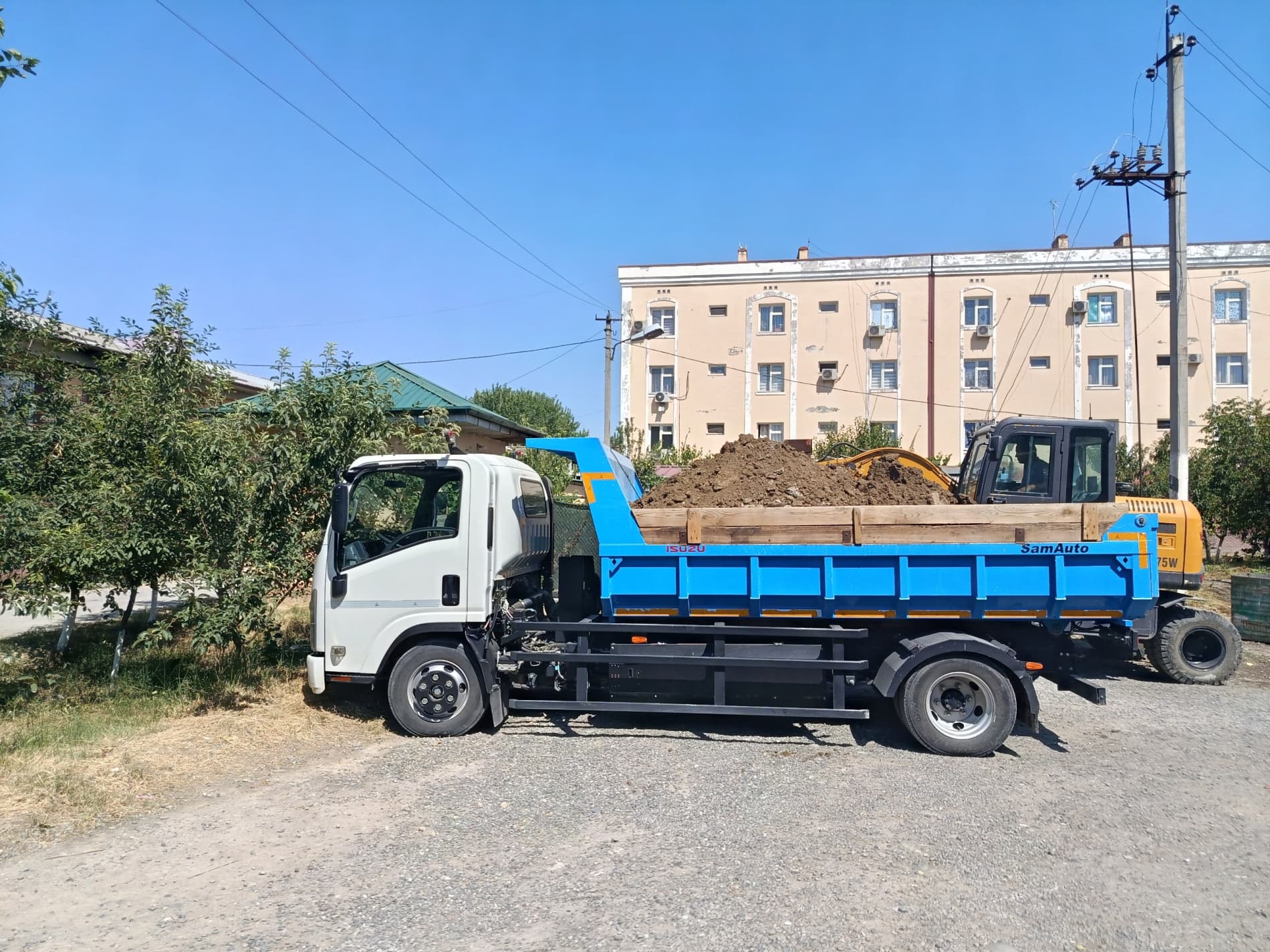 Oltinko‘lda kuz-qish mavsumiga tayyorgarlik ishlari jadallashmoqda