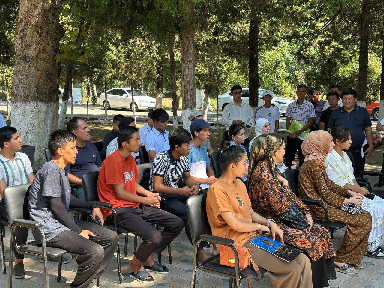 Hokim va yoshlar uchrashuvi