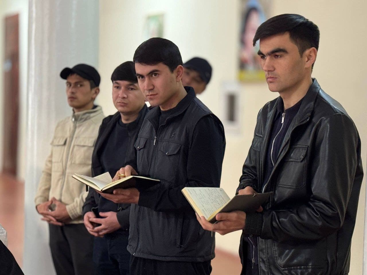 Hokim va yoshlar uchrashuvi