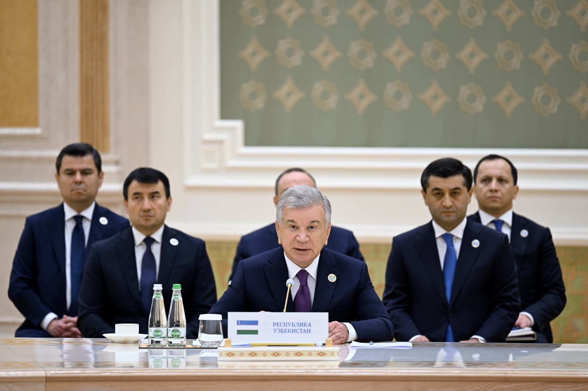 Президент Республики Узбекистан Шавкат Мирзиёев принял участие (https://president.uz/ru/lists/view/9697) в восьмой Консультативной встрече глав государств Центральной Азии и Азербайджана.