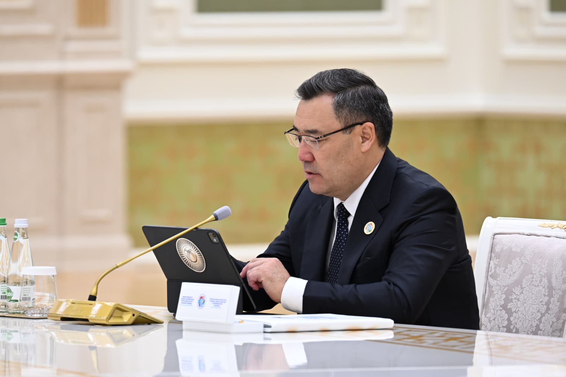 Президент Республики Узбекистан Шавкат Мирзиёев принял участие (https://president.uz/ru/lists/view/9697) в восьмой Консультативной встрече глав государств Центральной Азии и Азербайджана.