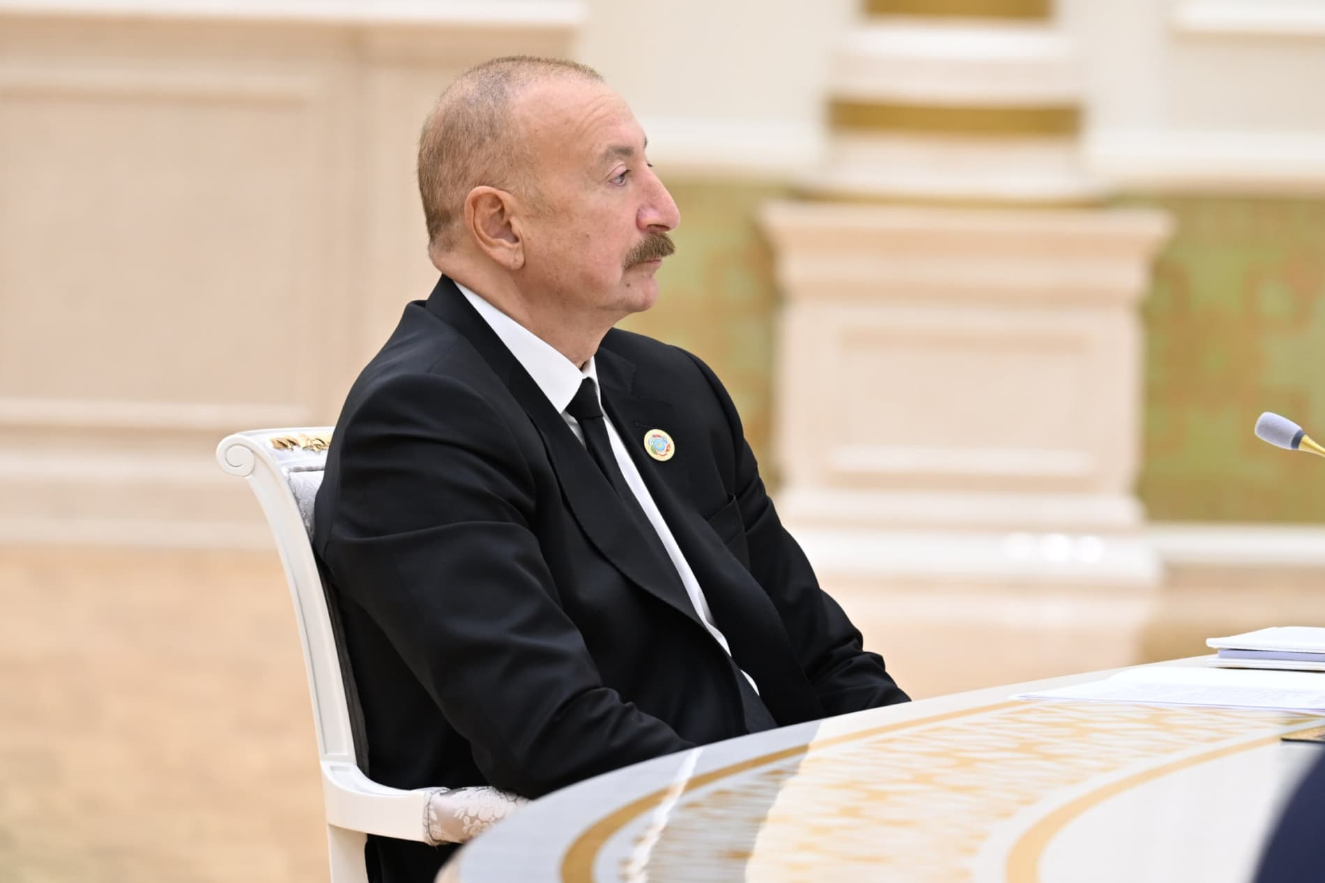 Президент Республики Узбекистан Шавкат Мирзиёев принял участие (https://president.uz/ru/lists/view/9697) в восьмой Консультативной встрече глав государств Центральной Азии и Азербайджана.