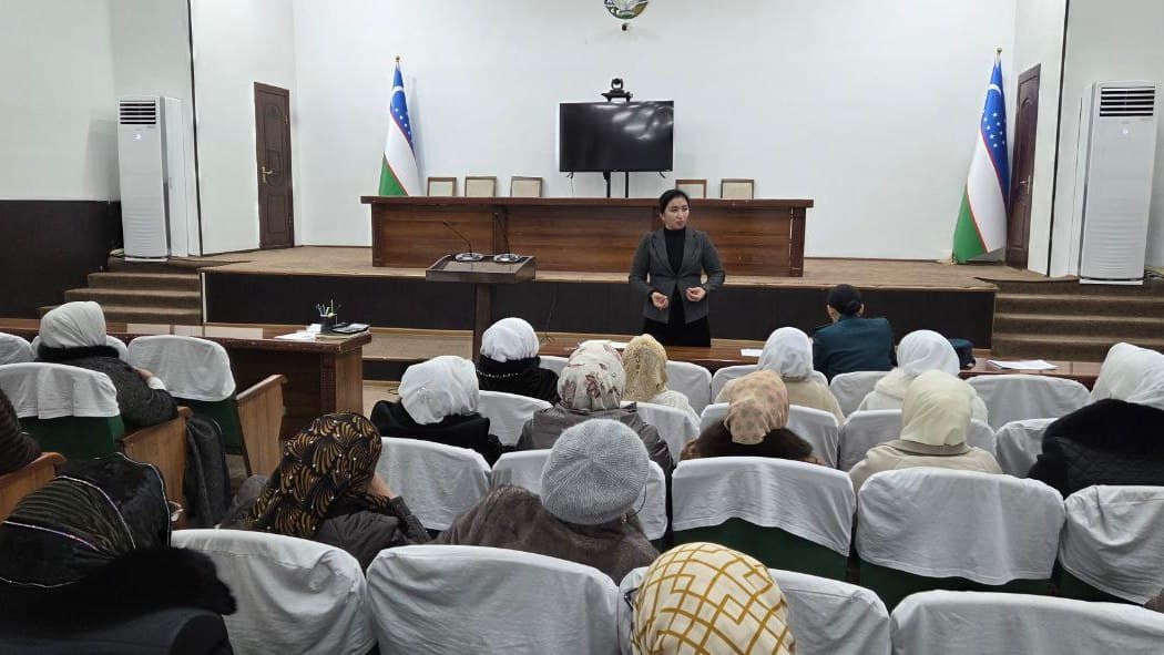 Tumanimizda ajrim yoqasiga kelib qolgan nizoli oilalar bilan manzilli ishlar olib borilmoqda.