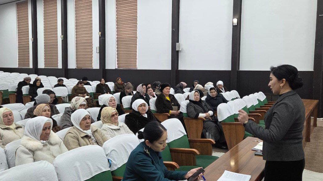 Tumanimizda ajrim yoqasiga kelib qolgan nizoli oilalar bilan manzilli ishlar olib borilmoqda.