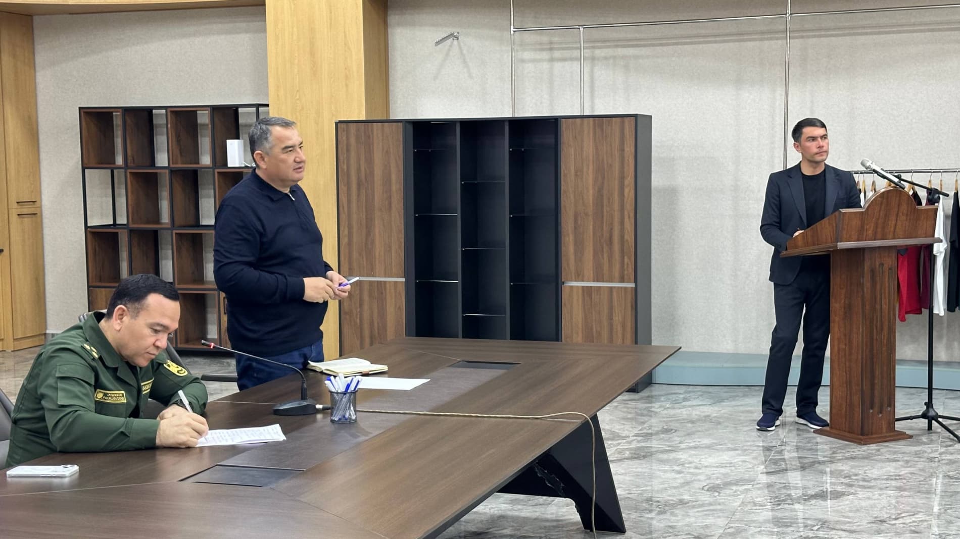 YOSHLAR KUNI DOIRASIDA KENG QAMROVLI TADBIRLAR O‘TKAZILMOQDA