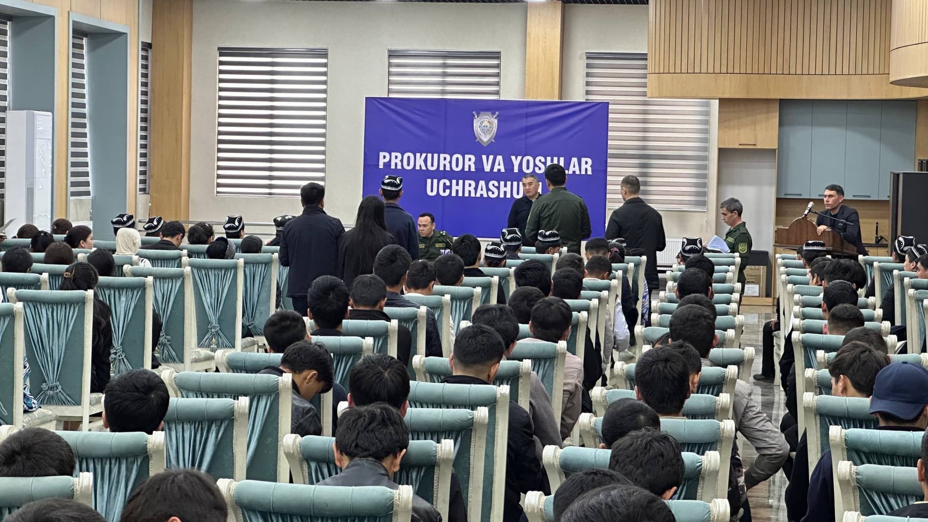 YOSHLAR KUNI DOIRASIDA KENG QAMROVLI TADBIRLAR O‘TKAZILMOQDA