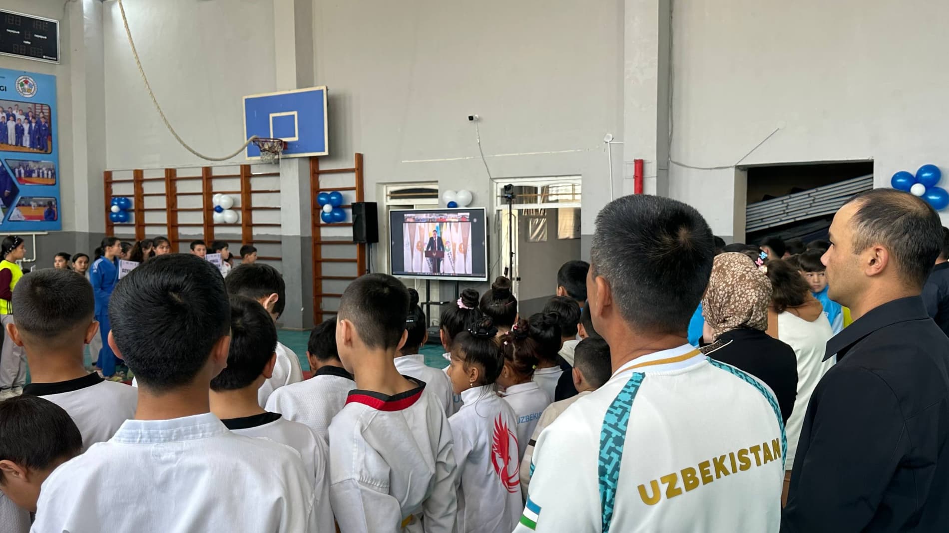 Bolalar sport maktabida "Prezident olimpiadasi" sport musobaqalarining ochilish marosimi bo‘lib o‘tdi.